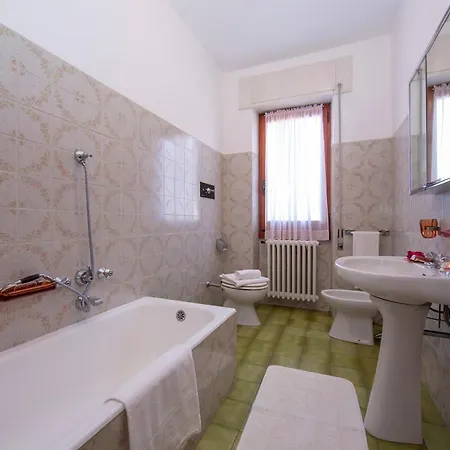 Lägenhet La Verbanina - Happy